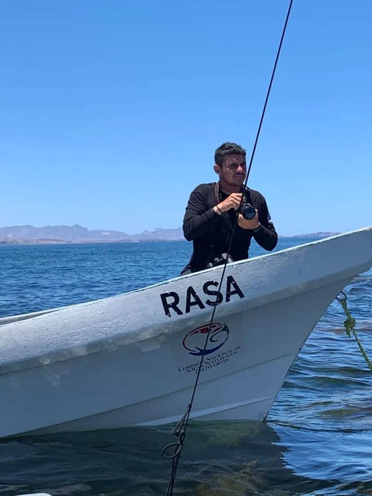 En la proa del bote